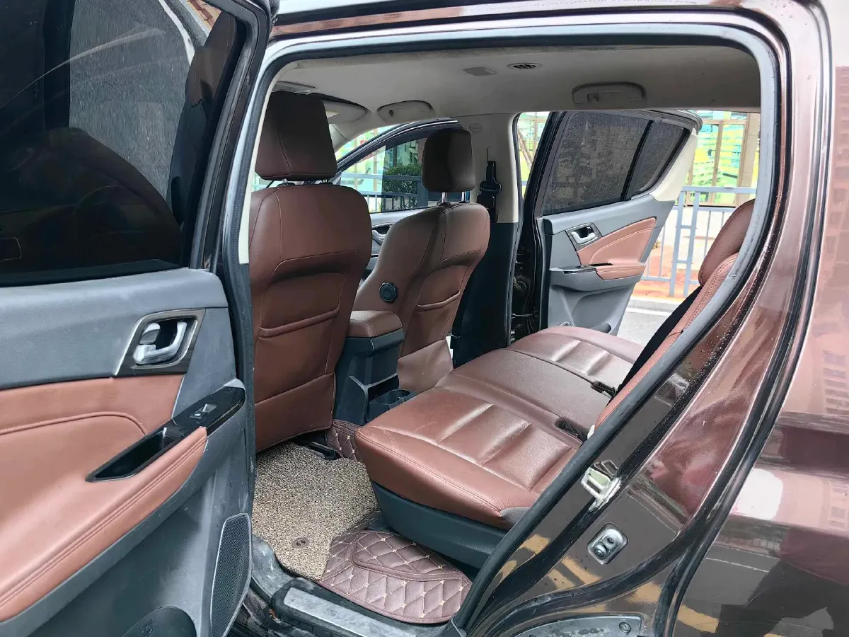 2018 Isuzu Mu-X 1.9T 163HP L4 6AT,autocango,china used car exporter,china ev exporter,chinese used car exporter,chinese used ev exporter