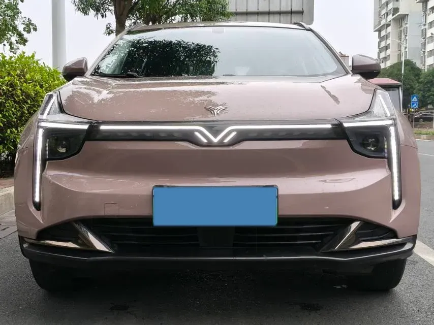 2022 Venucia Grand V 1.5T 190HP L4 7DCT,autocango,china used car exporter,china ev exporter,chinese used car exporter,chinese used ev exporter