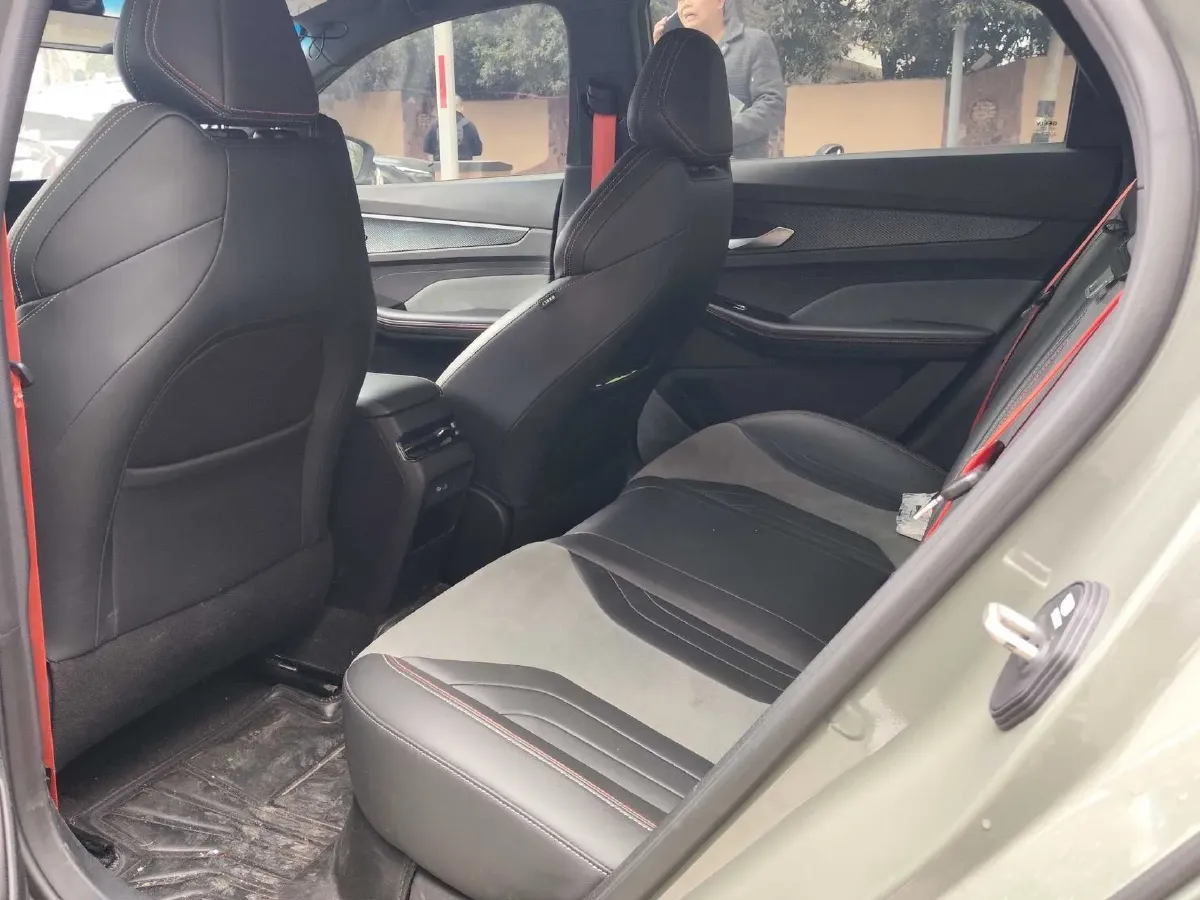 2022 Geely Binray 1.5T 181HP L4 7DCT,autocango,china used car exporter,china ev exporter,chinese used car exporter,chinese used ev exporter