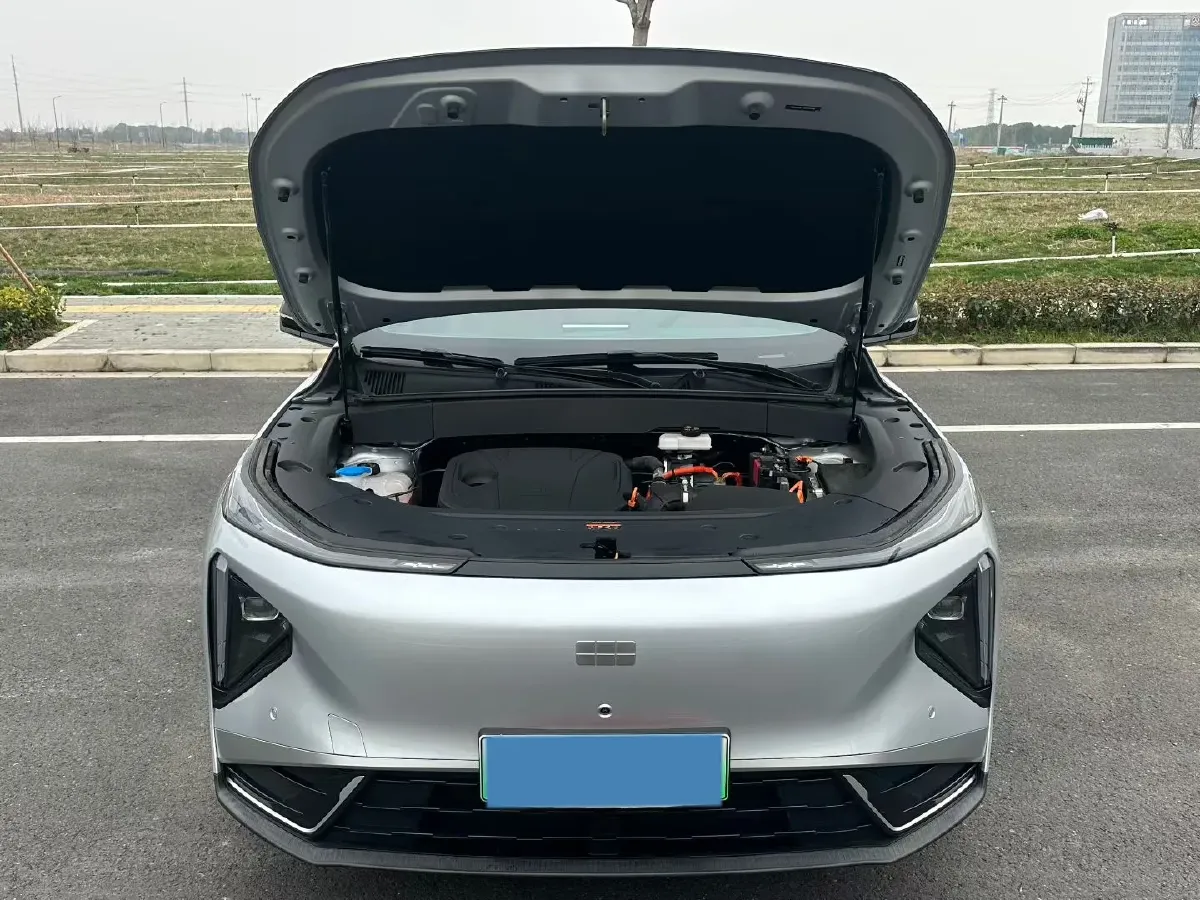 2025 Geely Galaxy L7 1.5L 112HP L4 1DHT PHEV 18.4KWH,autocango,china used car exporter,china ev exporter,chinese used car exporter,chinese used ev exporter