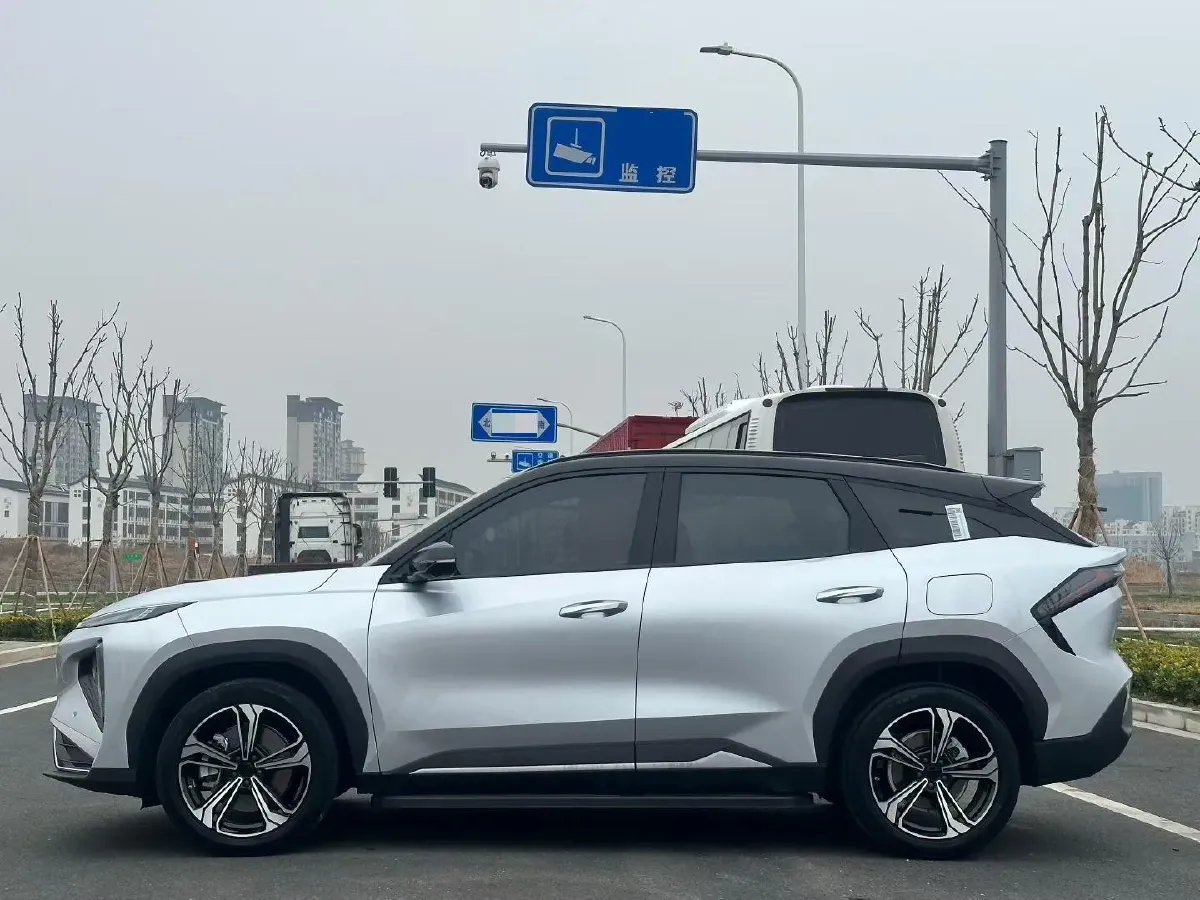 2025 Geely Galaxy L7 1.5L 112HP L4 1DHT PHEV 18.4KWH,autocango,china used car exporter,china ev exporter,chinese used car exporter,chinese used ev exporter