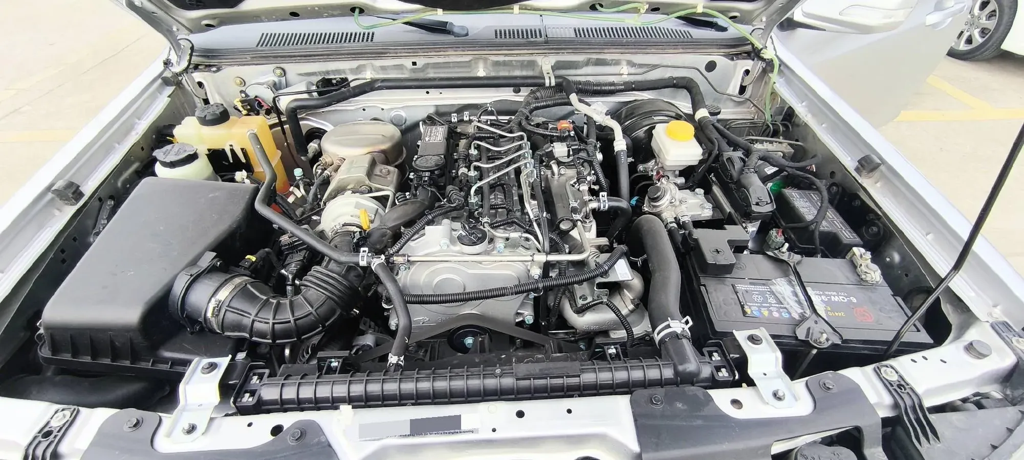 2021 Dongfeng RuiQi 2.4T 165HP L4 5MT,autocango,china used car exporter,china ev exporter,chinese used car exporter,chinese used ev exporter