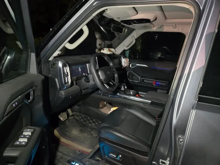 2023 Jetour Traveller 2.0T 254HP L4 7DCT,autocango,china used car exporter,china ev exporter,chinese used car exporter,chinese used ev exporter