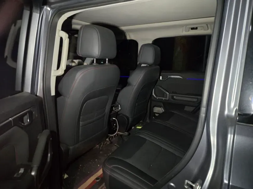 2023 Jetour Traveller 2.0T 254HP L4 7DCT,autocango,china used car exporter,china ev exporter,chinese used car exporter,chinese used ev exporter