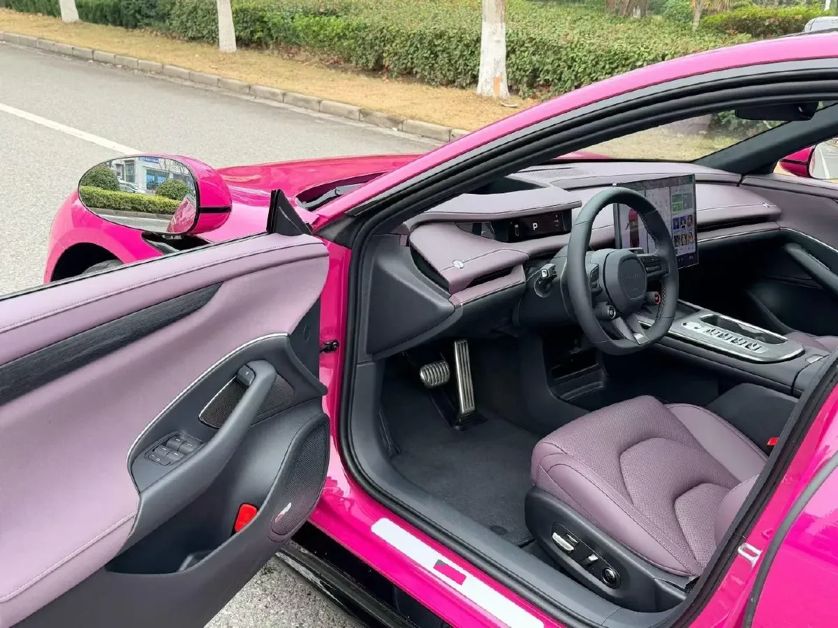 2024 MI SU7 BEV 101KWH,autocango,china used car exporter,china ev exporter,chinese used car exporter,chinese used ev exporter