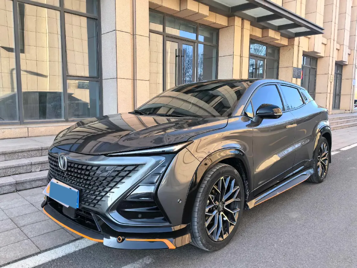 2022 ChangAn UNI-T 1.5T 188HP L4 7DCT,autocango,china used car exporter,china ev exporter,chinese used car exporter,chinese used ev exporter