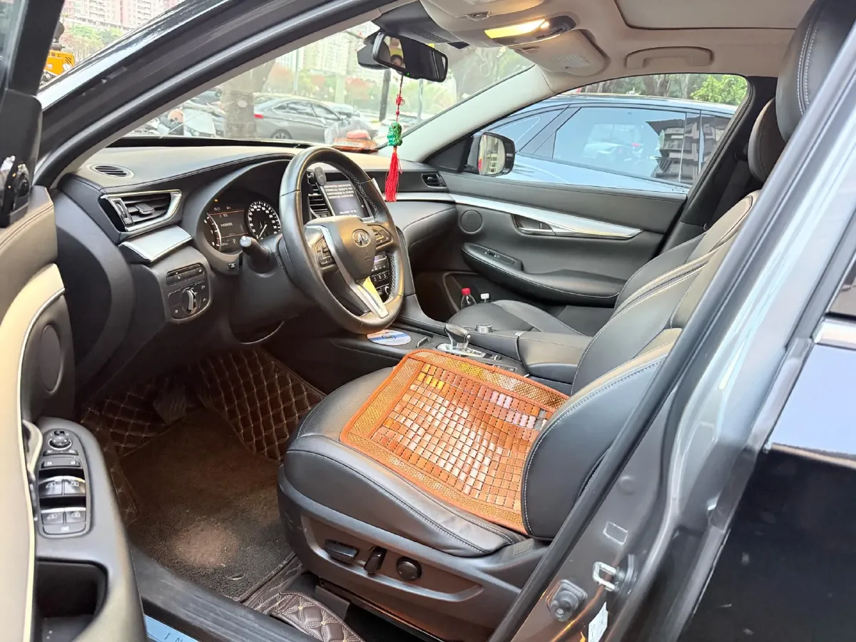 2020 Infiniti QX50 2.0T 272HP L4 CVT,autocango,china used car exporter,china ev exporter,chinese used car exporter,chinese used ev exporter