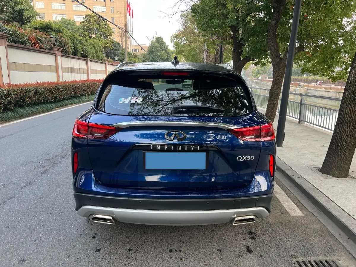 2020 Infiniti QX50 2.0T 245HP L4 CVT,autocango,china used car exporter,china ev exporter,chinese used car exporter,chinese used ev exporter