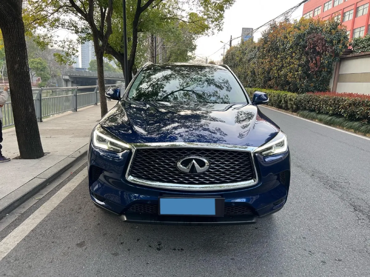 2020 Infiniti QX50 2.0T 245HP L4 CVT,autocango,china used car exporter,china ev exporter,chinese used car exporter,chinese used ev exporter