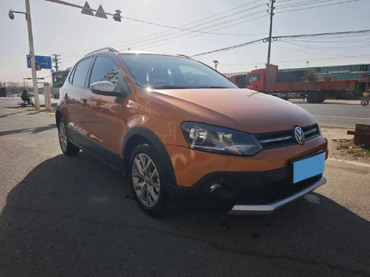 2018 Landwind XiaoYao 1.5T 163HP L4 CVT,autocango,china used car exporter,china ev exporter,chinese used car exporter,chinese used ev exporter