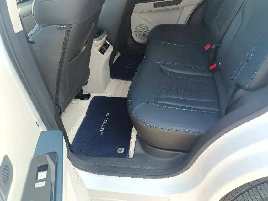 2023 Jetour DASHING i-DM 1.5T 156HP L4 3DHT PHEV 19.27KWH,autocango,china used car exporter,china ev exporter,chinese used car exporter,chinese used ev exporter