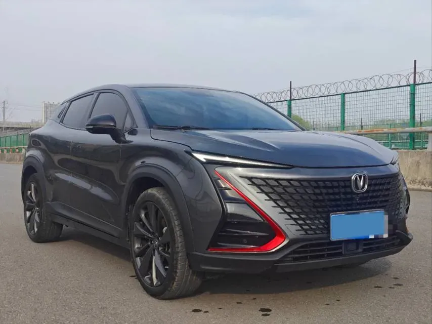 2020 ChangAn UNI-T 1.5T 180HP L4 7DCT,autocango,china used car exporter,china ev exporter,chinese used car exporter,chinese used ev exporter