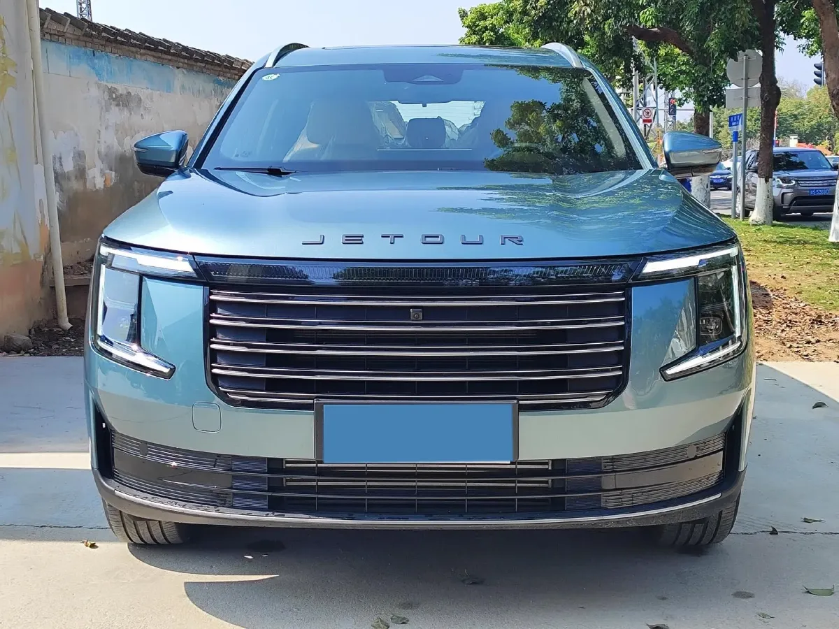 2025 Jetour X70 Plus 1.5T 156HP L4 CVT,autocango,china used car exporter,china ev exporter,chinese used car exporter,chinese used ev exporter