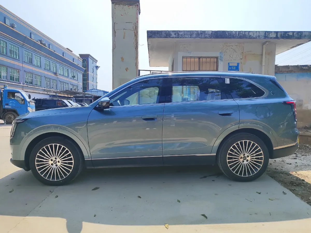 2025 Jetour X70 Plus 1.5T 156HP L4 CVT,autocango,china used car exporter,china ev exporter,chinese used car exporter,chinese used ev exporter