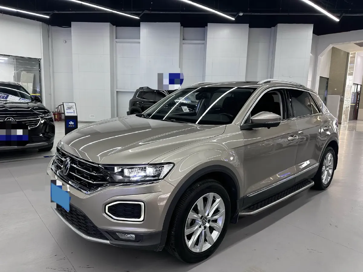 2021 Volkswagen T-Roc 1.4T 150HP L4 7DCT,autocango,china used car exporter,china ev exporter,chinese used car exporter,chinese used ev exporter