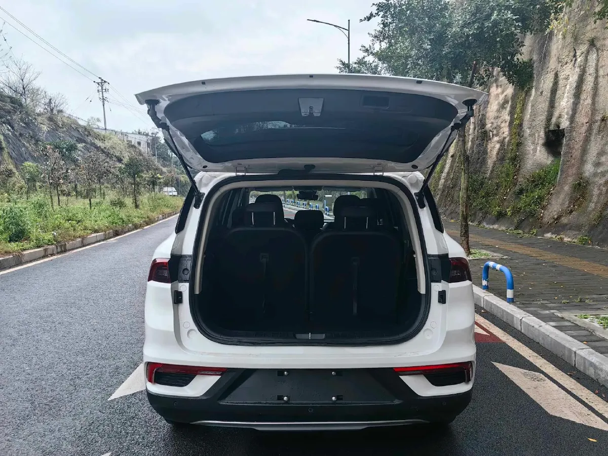 2020 Geely Okavango 1.8T 184HP L4 7DCT,autocango,china used car exporter,china ev exporter,chinese used car exporter,chinese used ev exporter