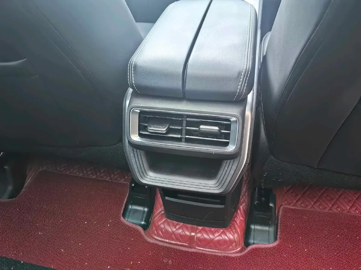 2020 Geely Okavango 1.8T 184HP L4 7DCT,autocango,china used car exporter,china ev exporter,chinese used car exporter,chinese used ev exporter