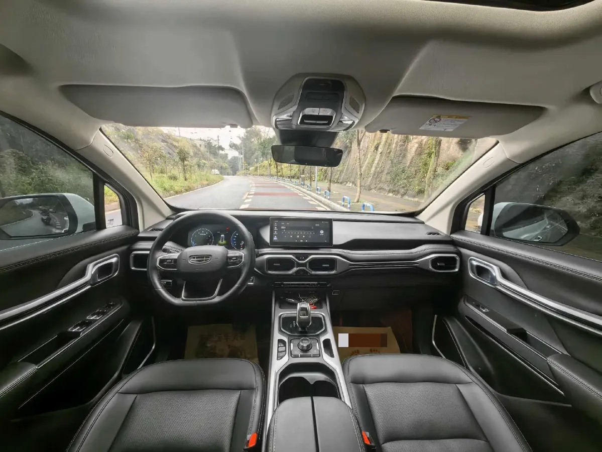 2020 Geely Okavango 1.8T 184HP L4 7DCT,autocango,china used car exporter,china ev exporter,chinese used car exporter,chinese used ev exporter