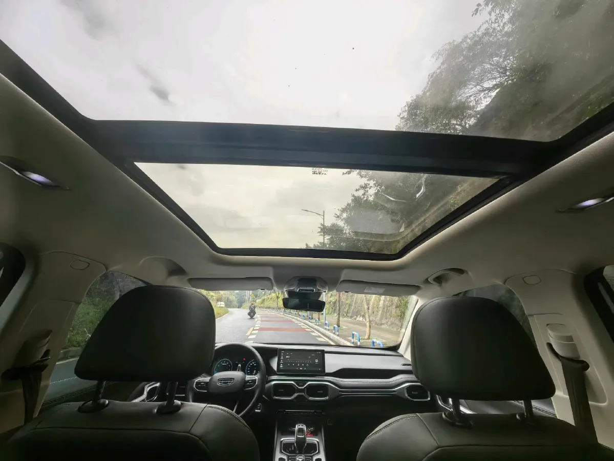 2020 Geely Okavango 1.8T 184HP L4 7DCT,autocango,china used car exporter,china ev exporter,chinese used car exporter,chinese used ev exporter