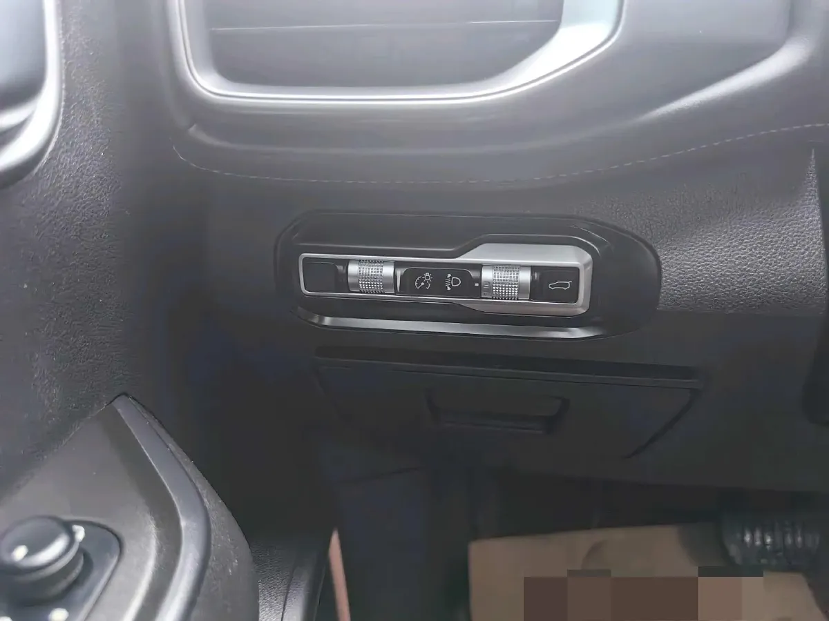 2020 Geely Okavango 1.8T 184HP L4 7DCT,autocango,china used car exporter,china ev exporter,chinese used car exporter,chinese used ev exporter