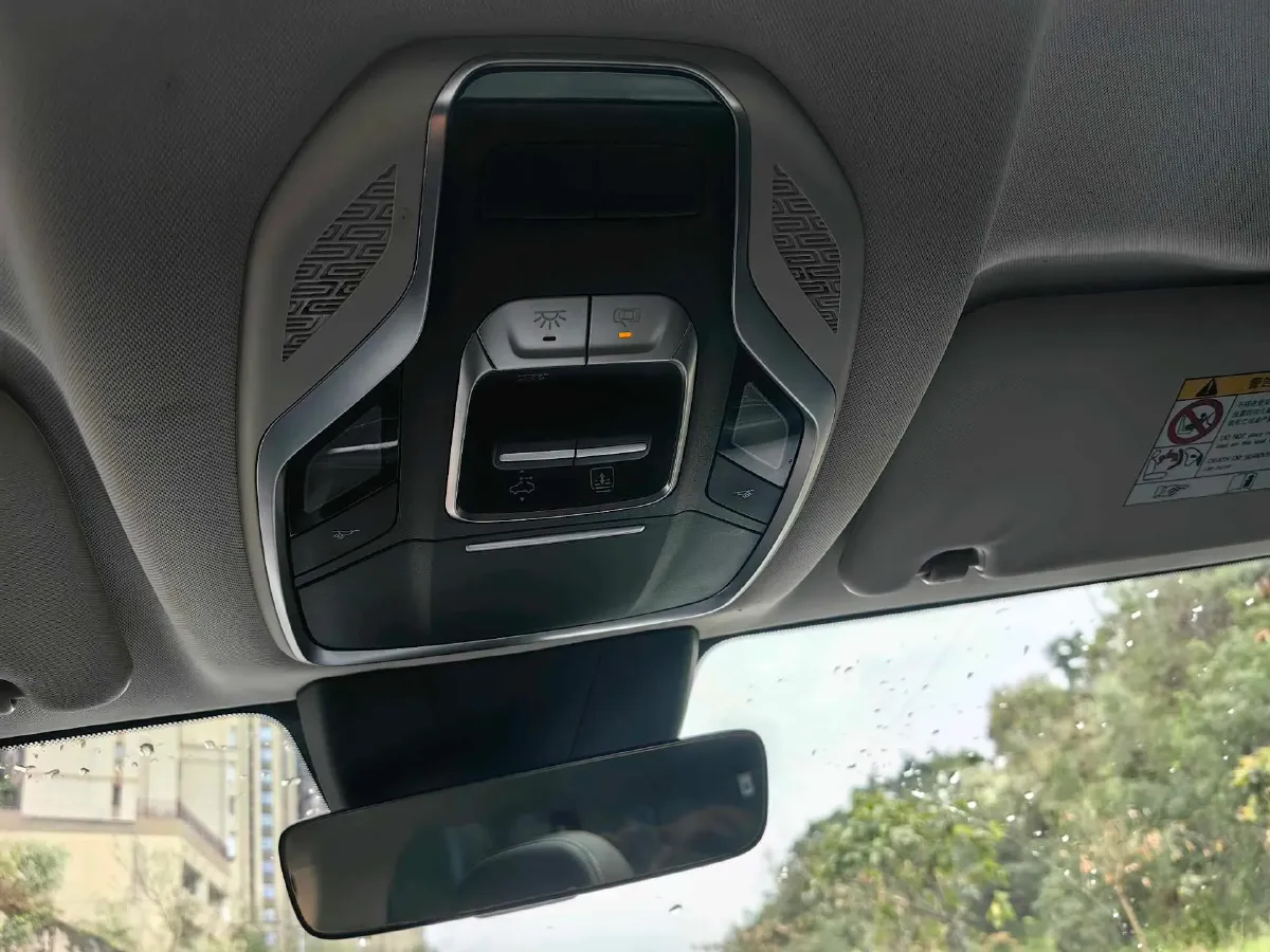 2020 Geely Okavango 1.8T 184HP L4 7DCT,autocango,china used car exporter,china ev exporter,chinese used car exporter,chinese used ev exporter