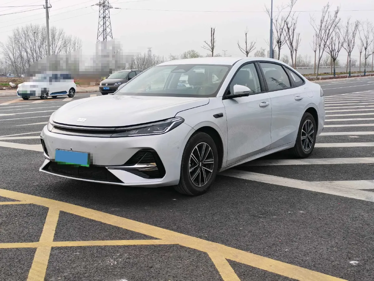 2025 Geely Galaxy A7 1.5L 112HP L4 1DHT PHEV,autocango,china used car exporter,china ev exporter,chinese used car exporter,chinese used ev exporter