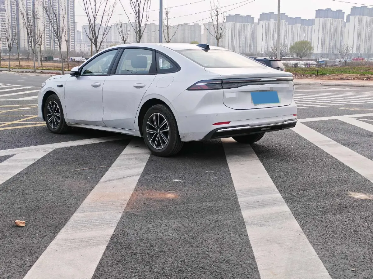 2025 Geely Galaxy A7 1.5L 112HP L4 1DHT PHEV,autocango,china used car exporter,china ev exporter,chinese used car exporter,chinese used ev exporter