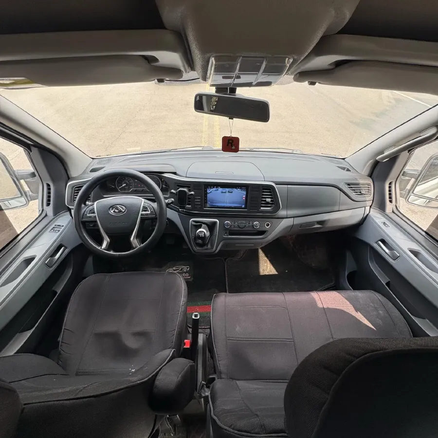 2021 MAXUS XinTu V80 2.0T 127HP L4 6MT,autocango,china used car exporter,china ev exporter,chinese used car exporter,chinese used ev exporter