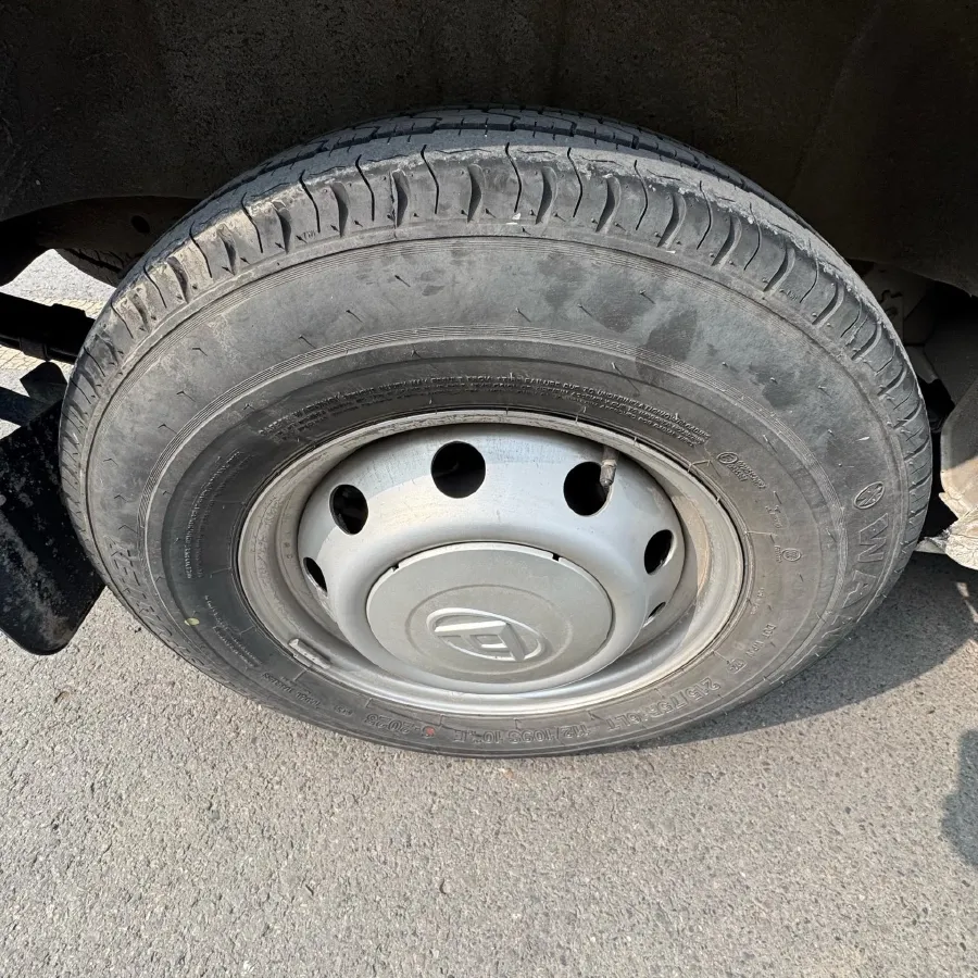 2021 MAXUS XinTu V80 2.0T 127HP L4 6MT,autocango,china used car exporter,china ev exporter,chinese used car exporter,chinese used ev exporter