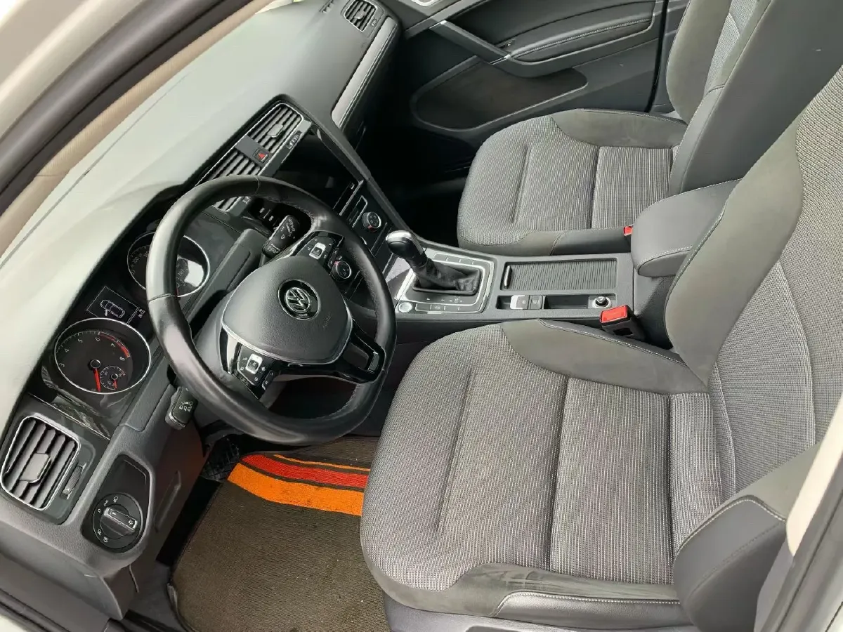 2020 Volkswagen Golf 1.4T 150HP L4 7DCT,autocango,china used car exporter,china ev exporter,chinese used car exporter,chinese used ev exporter