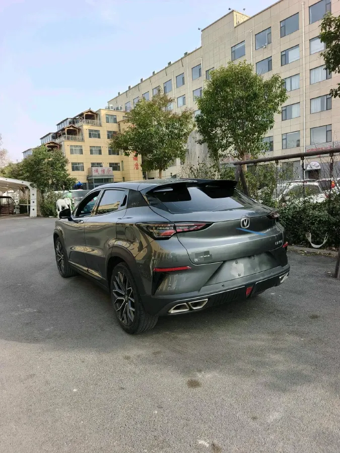 2022 ChangAn UNI-T 1.5T 188HP L4 7DCT,autocango,china used car exporter,china ev exporter,chinese used car exporter,chinese used ev exporter