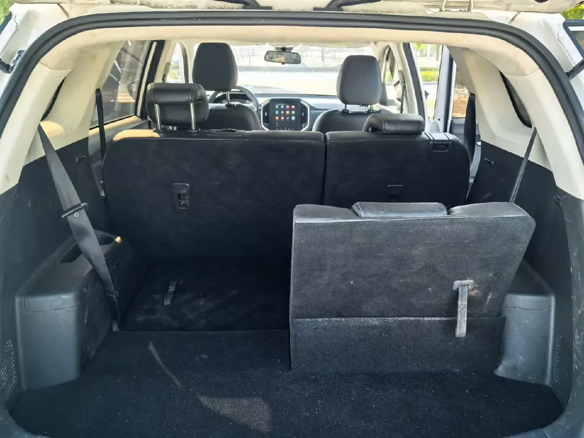 2020 HanTeng X5 1.5T 156HP L4 6AT,autocango,china used car exporter,china ev exporter,chinese used car exporter,chinese used ev exporter