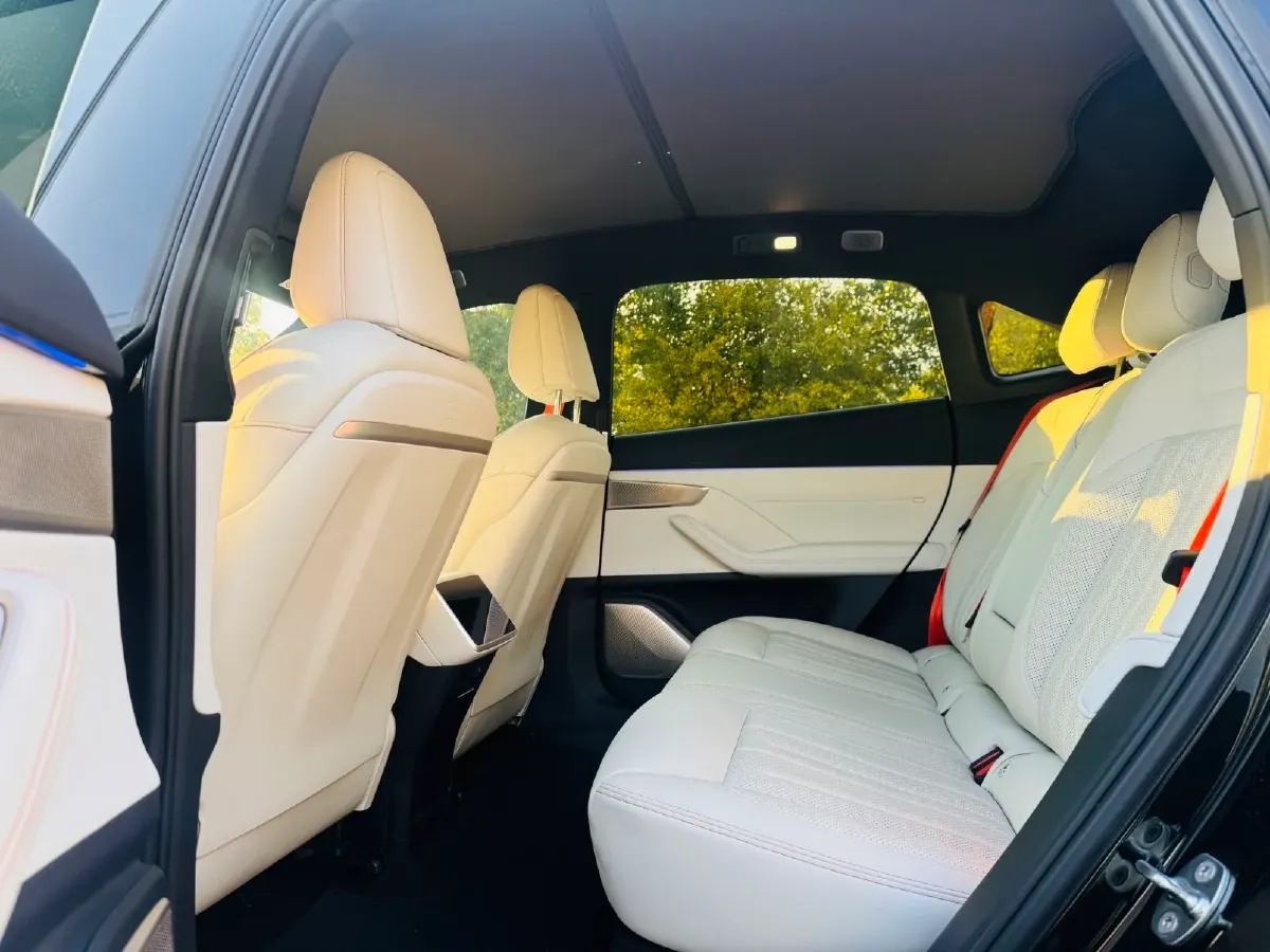 2024 ONVO L60 BEV 60KWH,autocango,china used car exporter,china ev exporter,chinese used car exporter,chinese used ev exporter