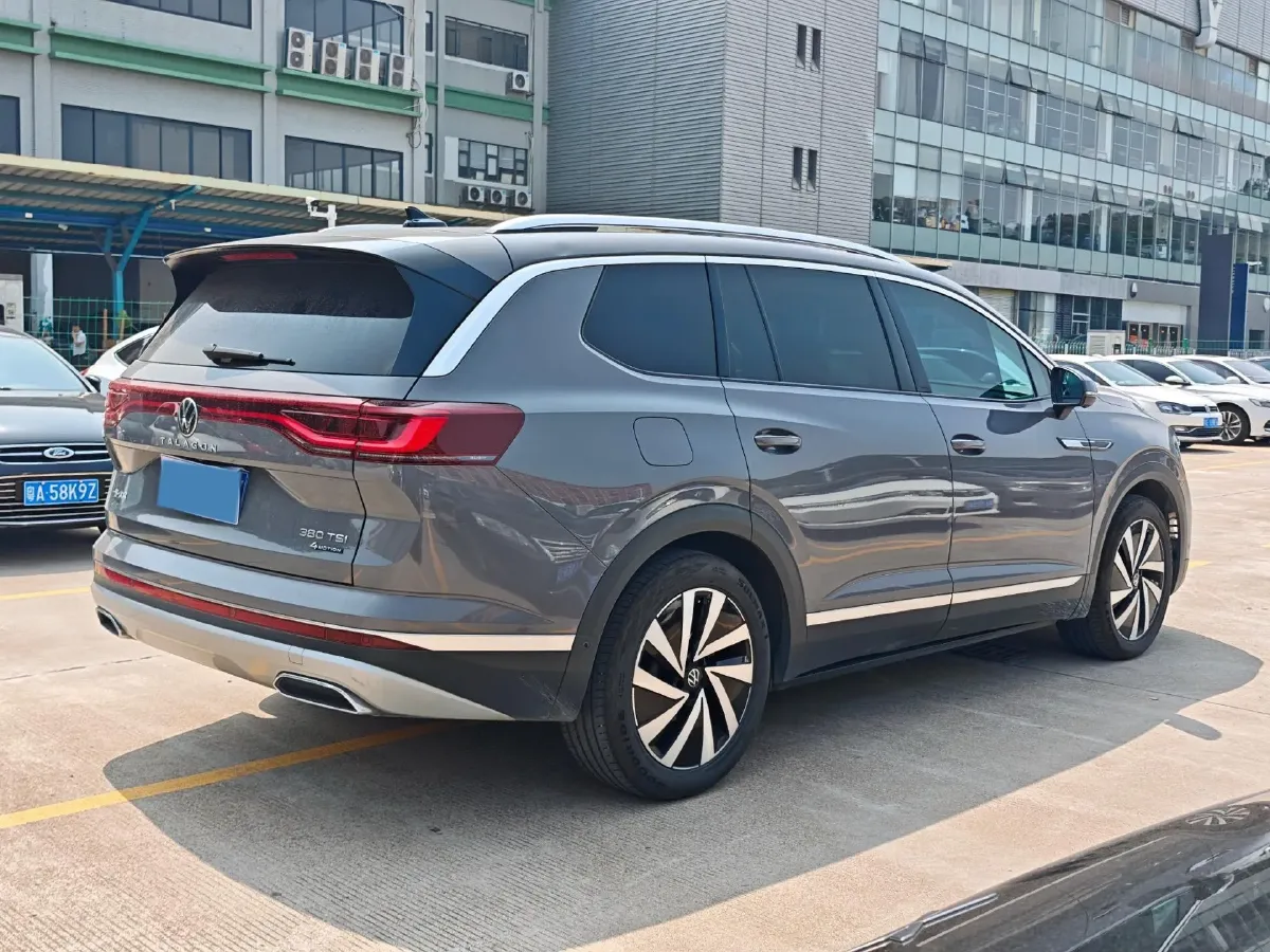 2021 Volkswagen Talagon 2.0T 220HP L4 7DCT,autocango,china used car exporter,china ev exporter,chinese used car exporter,chinese used ev exporter