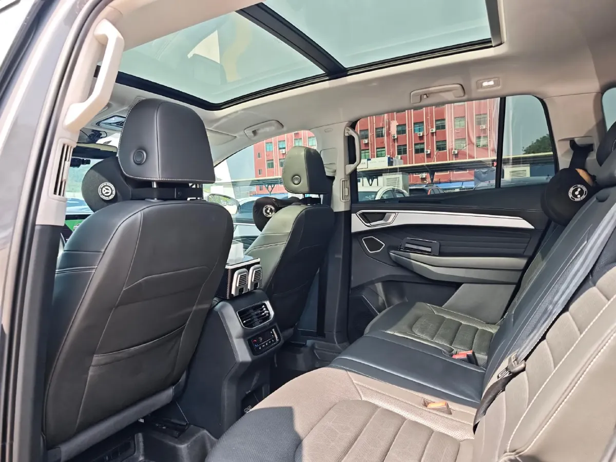 2021 Volkswagen Talagon 2.0T 220HP L4 7DCT,autocango,china used car exporter,china ev exporter,chinese used car exporter,chinese used ev exporter