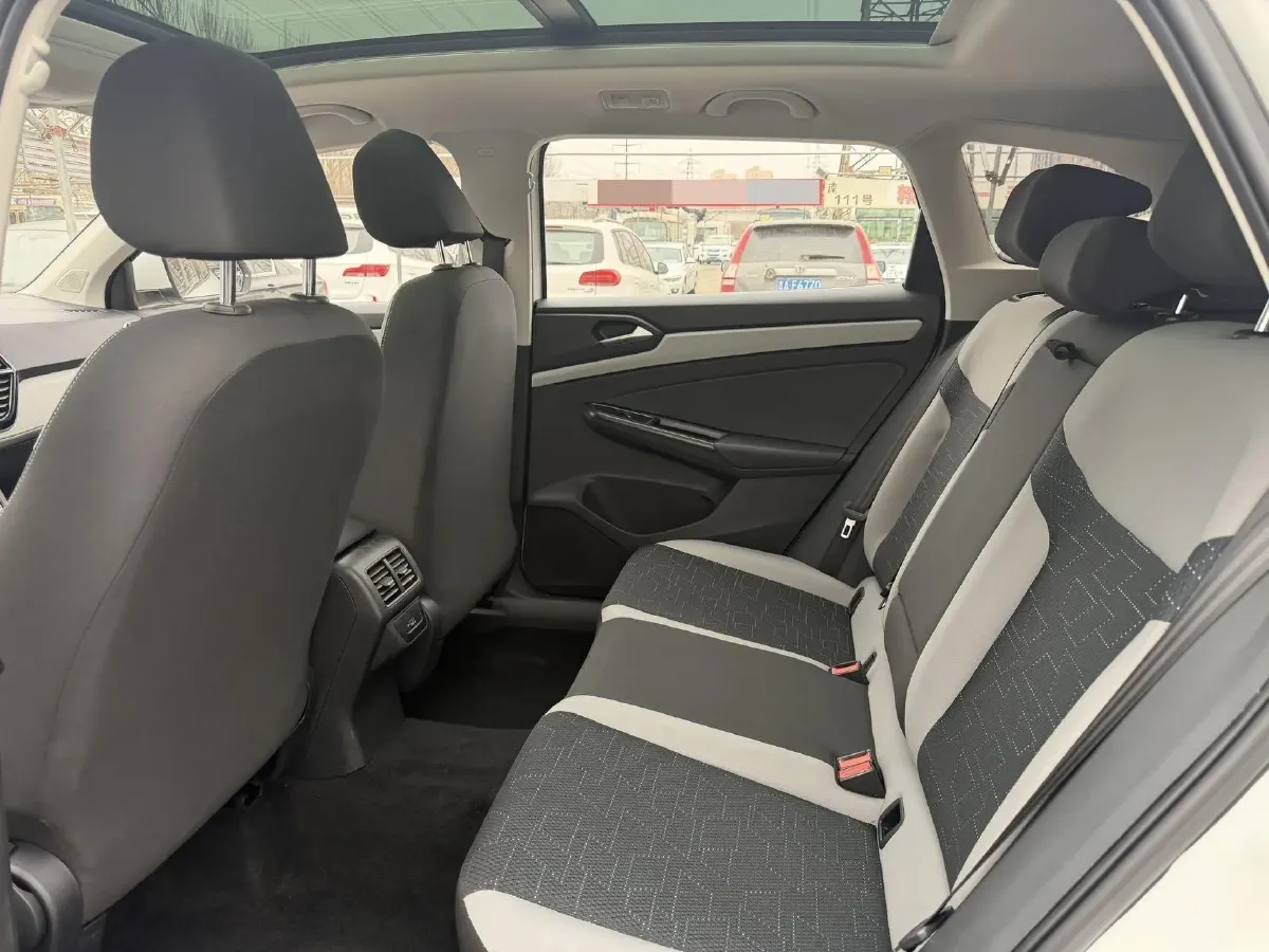 2022 Jetta VS7 1.4T 150HP L4 6AT,autocango,china used car exporter,china ev exporter,chinese used car exporter,chinese used ev exporter