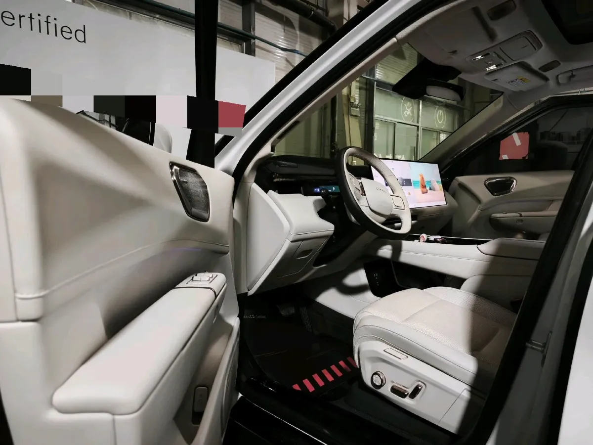 2025 LYNK&CO 900 2.0T 254HP L4 3DHT PHEV,autocango,china used car exporter,china ev exporter,chinese used car exporter,chinese used ev exporter