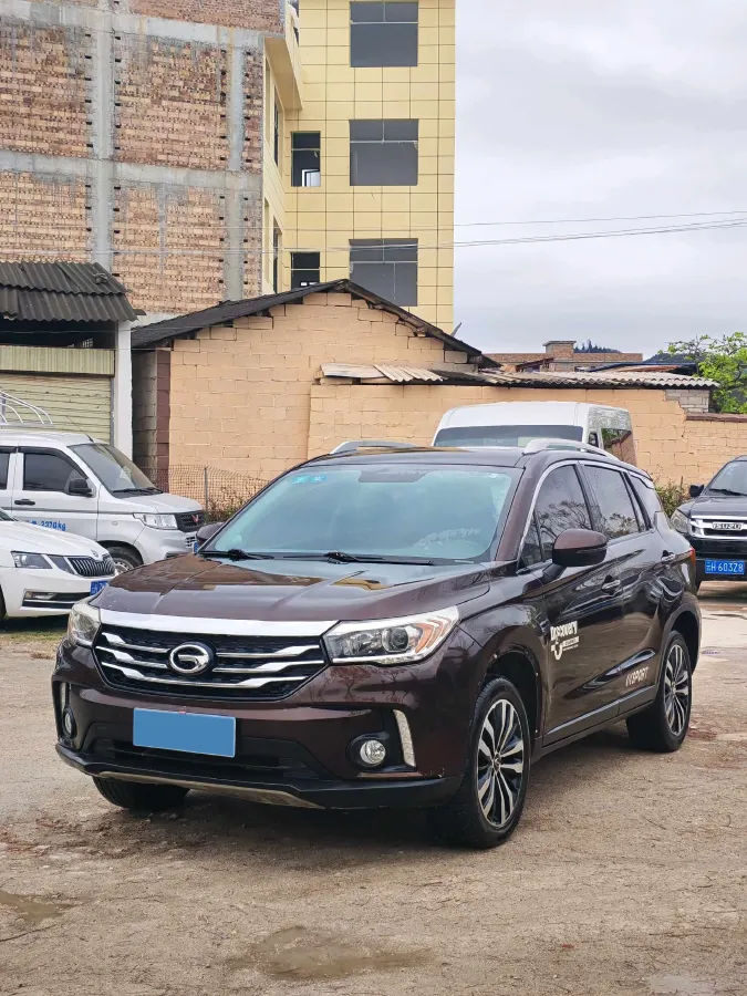2017 GAC Trumpchi GS4 1.5T 152HP L4 5MT,autocango,china used car exporter,china ev exporter,chinese used car exporter,chinese used ev exporter