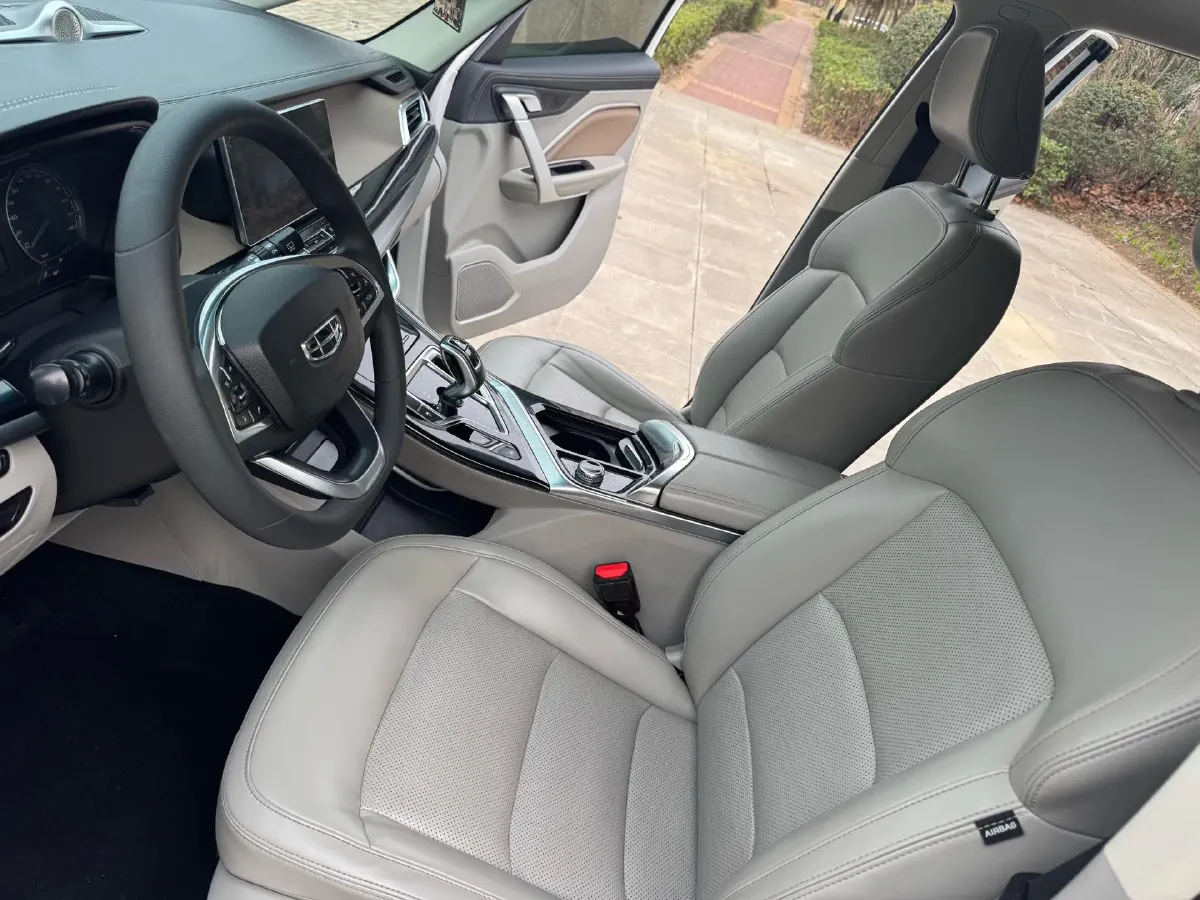 2021 Geely JiaJi 1.8T 184HP L4 7DCT,autocango,china used car exporter,china ev exporter,chinese used car exporter,chinese used ev exporter