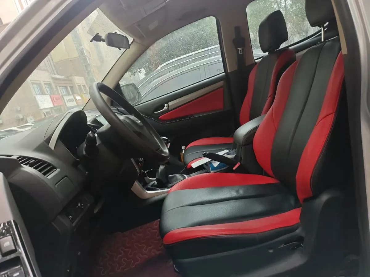 2018 Isuzu RE-MAX Jim 2.5T 129HP L4 6MT,autocango,china used car exporter,china ev exporter,chinese used car exporter,chinese used ev exporter