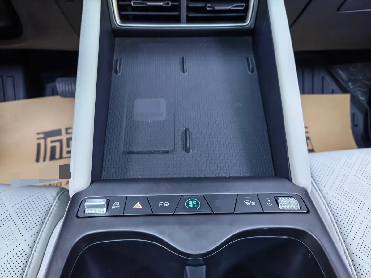 2025 BYD YuanUP BEV 45.12KWH,autocango,china used car exporter,china ev exporter,chinese used car exporter,chinese used ev exporter