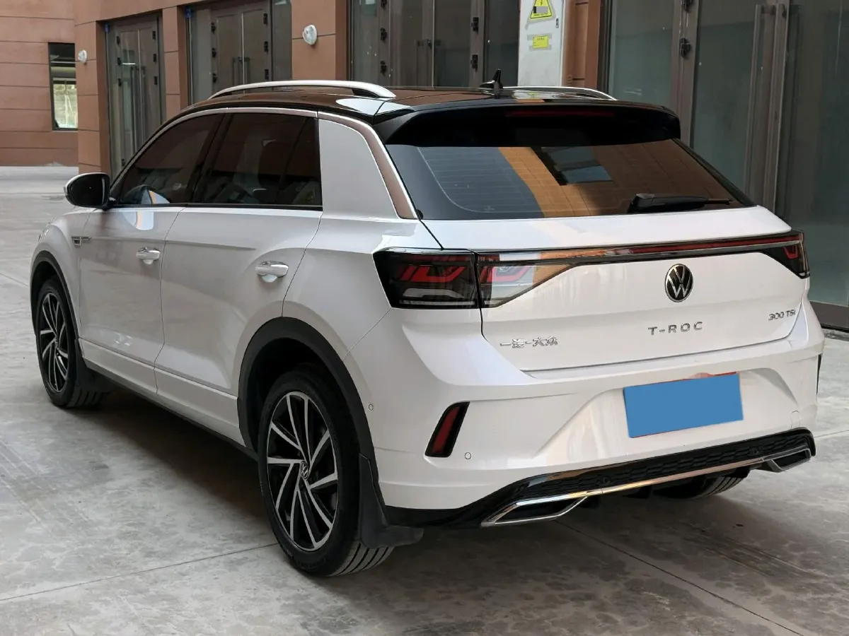 2023 Volkswagen T-Roc 1.5T 160HP L4 7DCT,autocango,china used car exporter,china ev exporter,chinese used car exporter,chinese used ev exporter