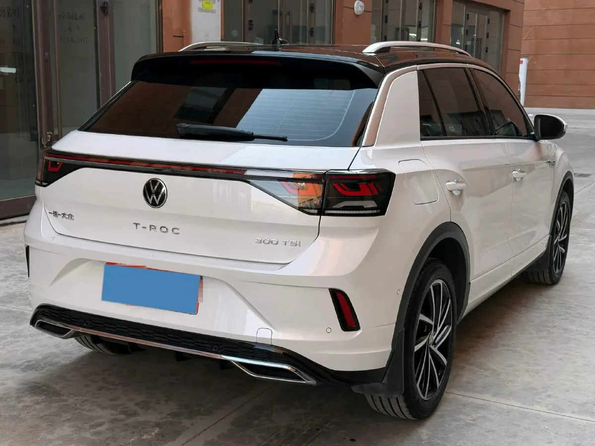 2023 Volkswagen T-Roc 1.5T 160HP L4 7DCT,autocango,china used car exporter,china ev exporter,chinese used car exporter,chinese used ev exporter