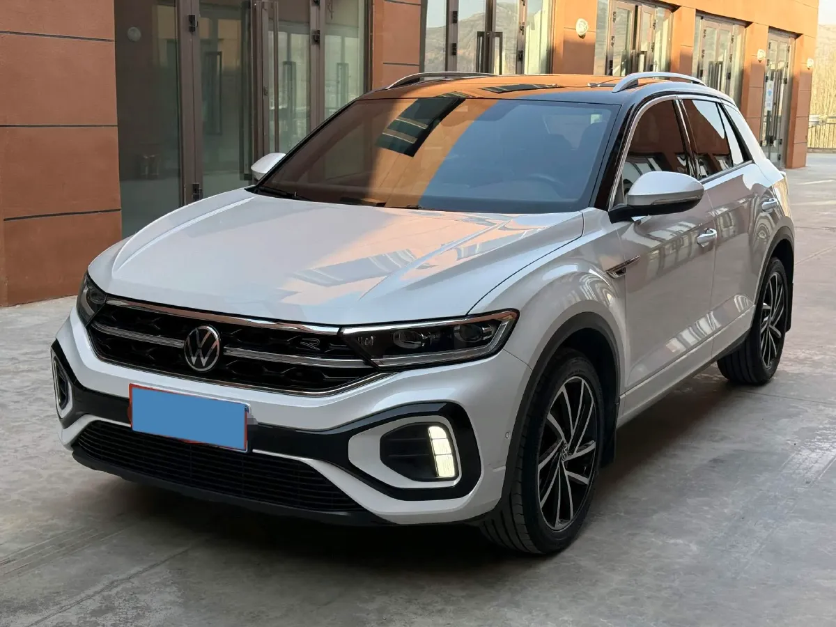 2023 Volkswagen T-Roc 1.5T 160HP L4 7DCT,autocango,china used car exporter,china ev exporter,chinese used car exporter,chinese used ev exporter