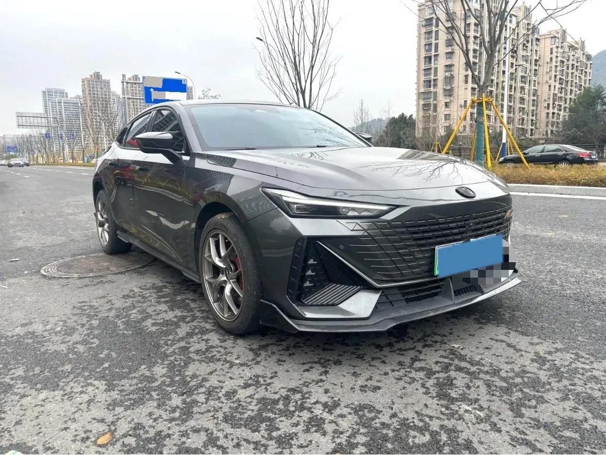 2023 ChangAn UNI-V iDD 1.5T 170HP L4 6TCT PHEV 18.4KWH,autocango,china used car exporter,china ev exporter,chinese used car exporter,chinese used ev exporter