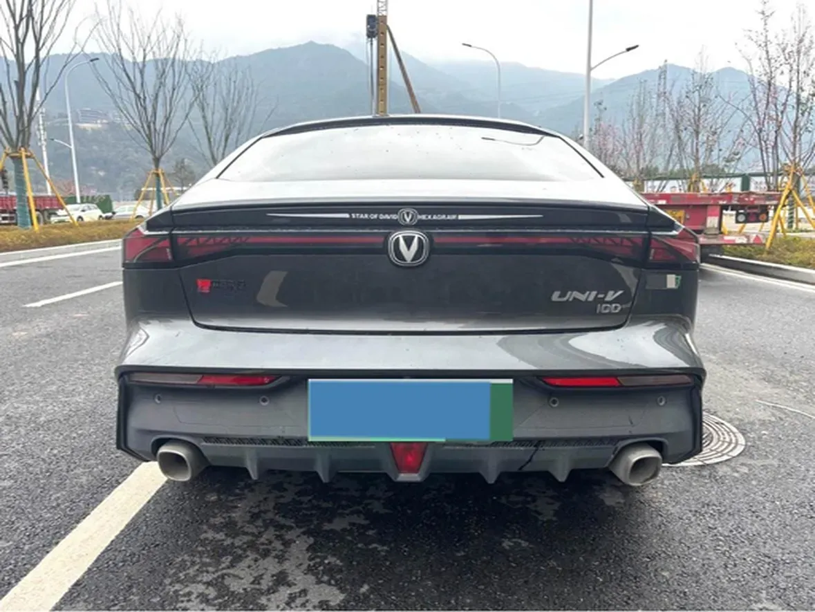 2023 ChangAn UNI-V iDD 1.5T 170HP L4 6TCT PHEV 18.4KWH,autocango,china used car exporter,china ev exporter,chinese used car exporter,chinese used ev exporter