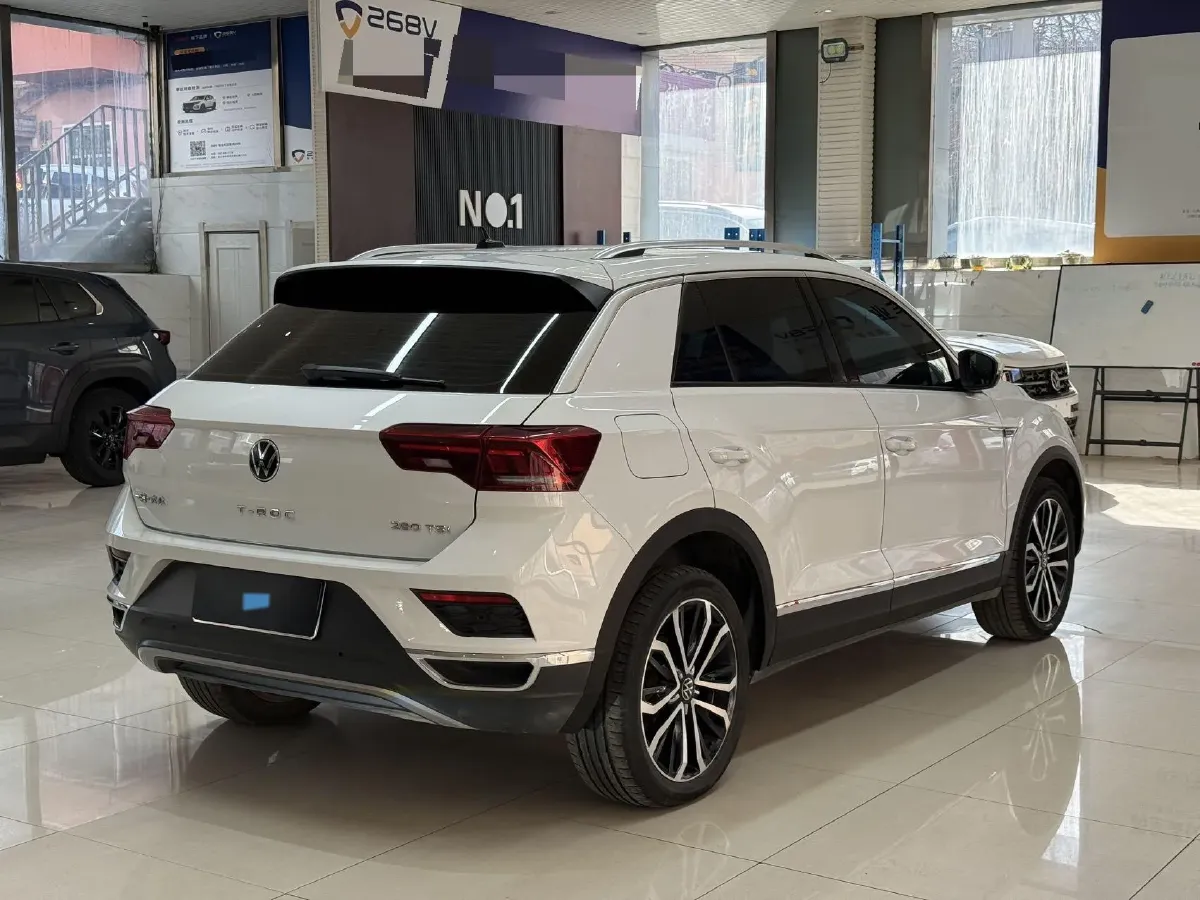 2022 Volkswagen T-Roc 1.4T 150HP L4 7DCT,autocango,china used car exporter,china ev exporter,chinese used car exporter,chinese used ev exporter