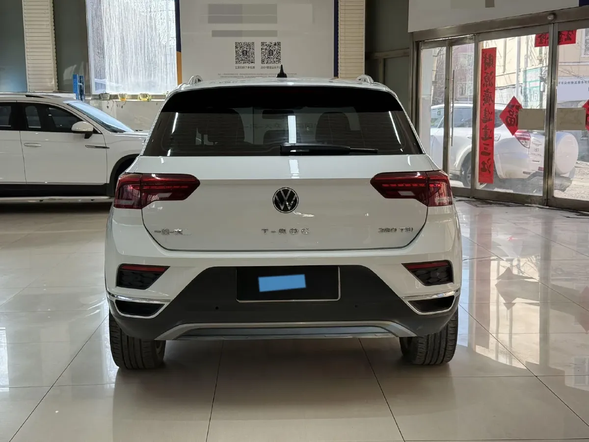 2022 Volkswagen T-Roc 1.4T 150HP L4 7DCT,autocango,china used car exporter,china ev exporter,chinese used car exporter,chinese used ev exporter