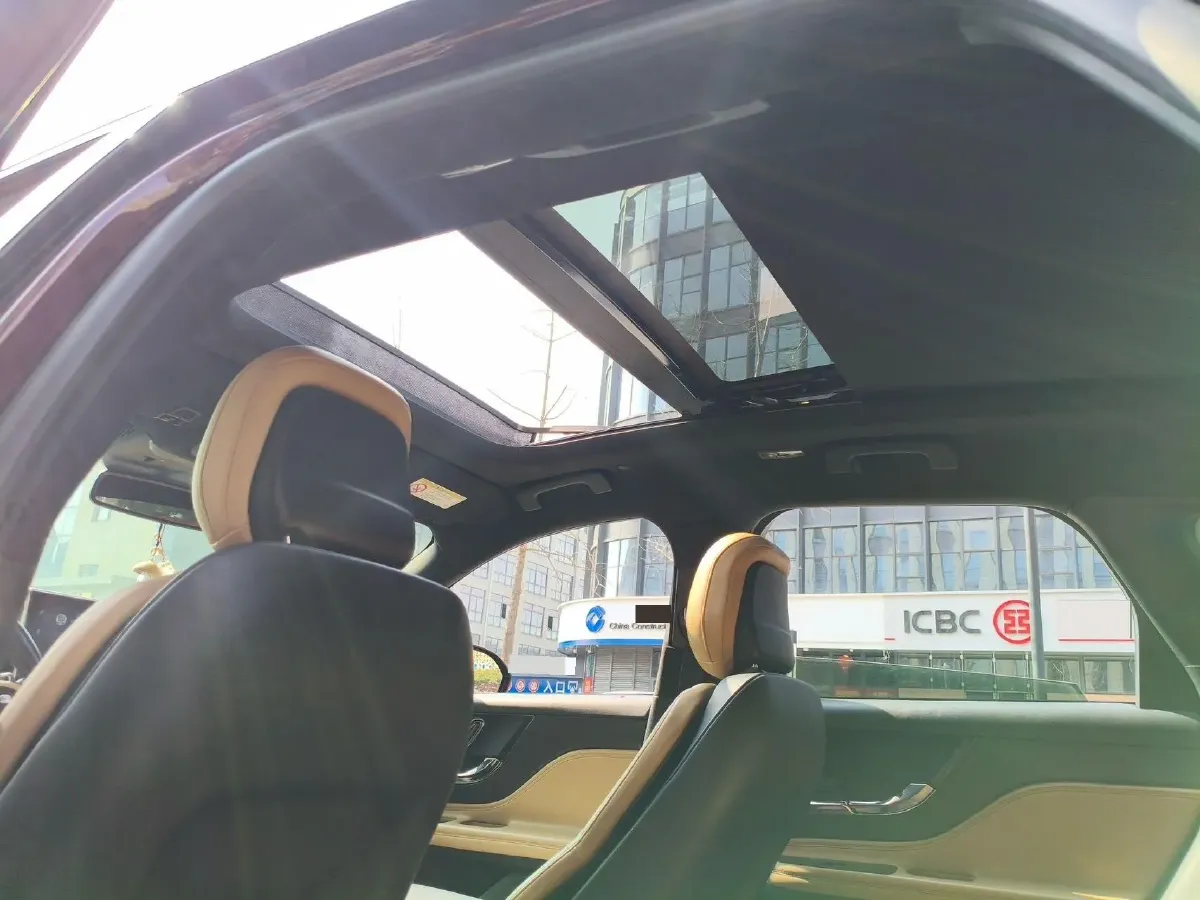 2021 Lincoln Corsair 2.0T 245HP L4 8AT,autocango,china used car exporter,china ev exporter,chinese used car exporter,chinese used ev exporter