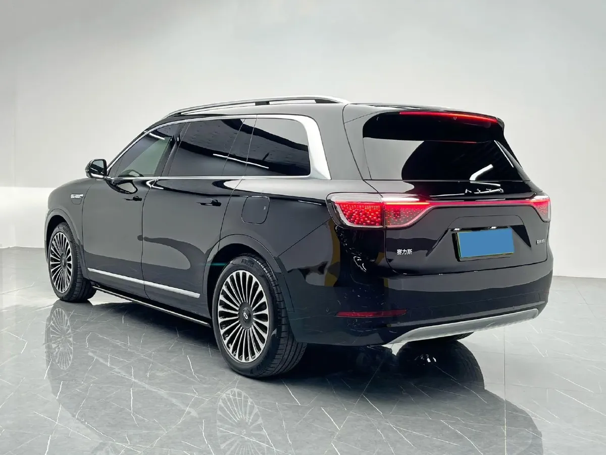 2024 AITO AITO M9 1.5T 152HP L4 REEV 42KWH,autocango,china used car exporter,china ev exporter,chinese used car exporter,chinese used ev exporter